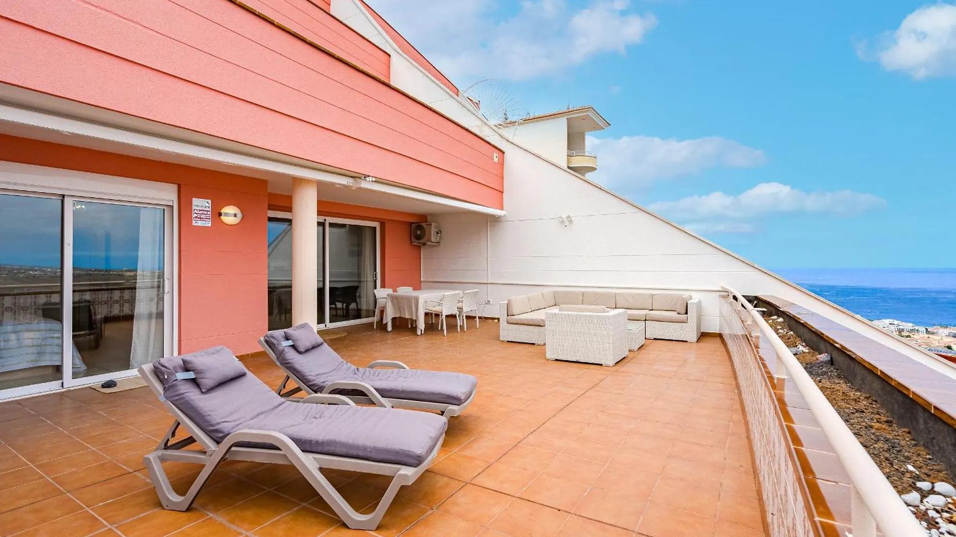 The Sunset - 2 Bedroom Apartment Costa Adeje Španělsko