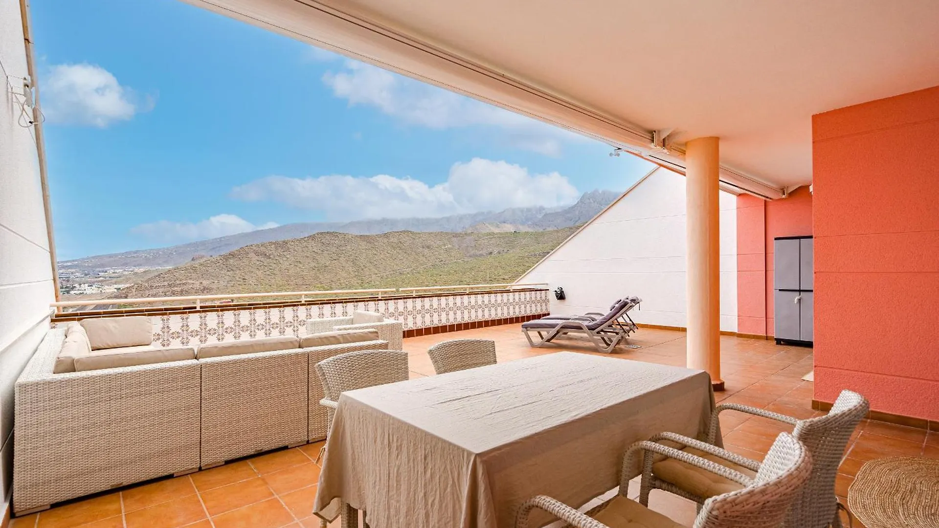 The Sunset - 2 Bedroom Apartment Costa Adeje